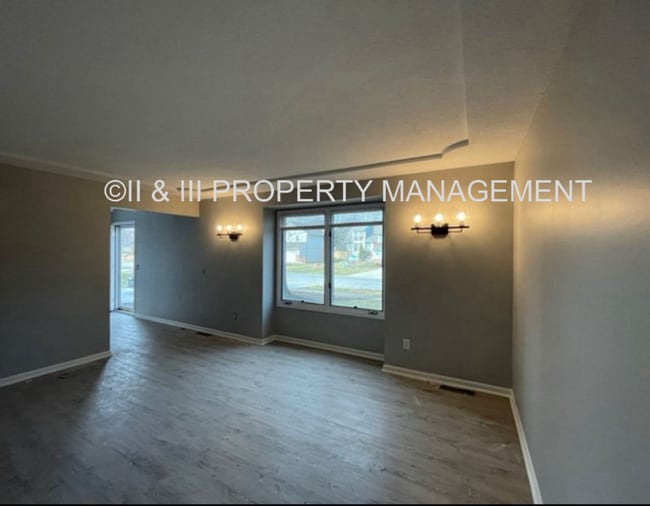 Building Photo - 1501 E 153rd St