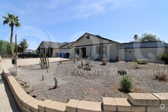 Building Photo - 4001 E Apollo Rd