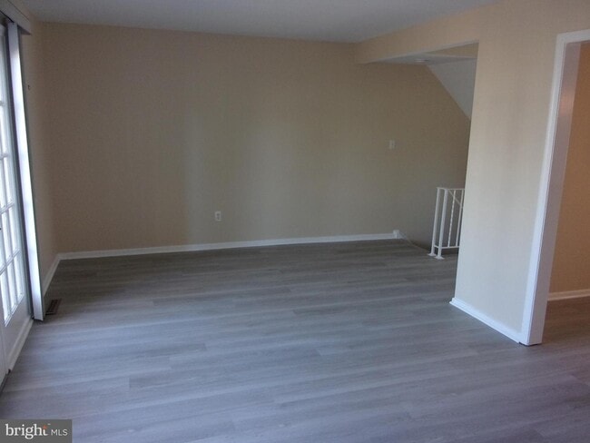Building Photo - 10520 Assembly Dr