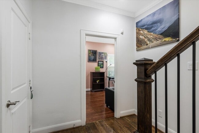 Building Photo - 8227 Cambridge St