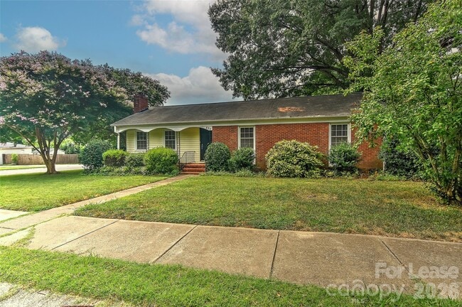 Foto del edificio - 420 Seneca Pl