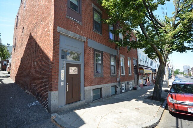 Foto del edificio - 349 Sumner St