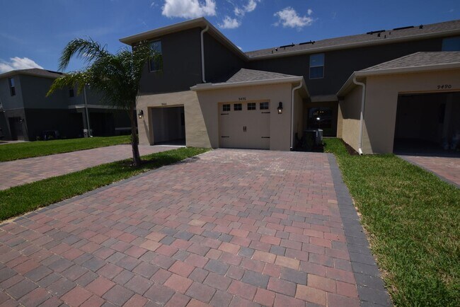 Foto del edificio - 3/2.5 Town Home For Rent at 9496 Bauer All...