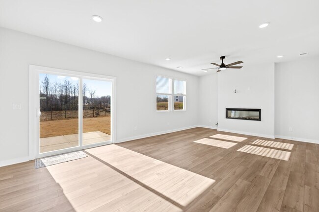 Foto del edificio - New Contruction 4BR/2.5BA Single Family Home in Blue Sky Meadows