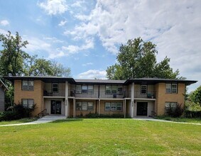 Building Photo - 2822 Kingman Blvd