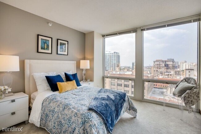 Foto del edificio - 1 br, 1 bath Apartment - 355 W. Erie St.