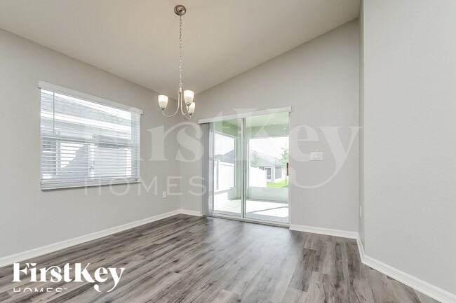 Building Photo - 851 Orleans Dr