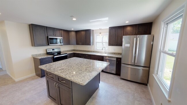 Foto del edificio - 30 Paul Ave