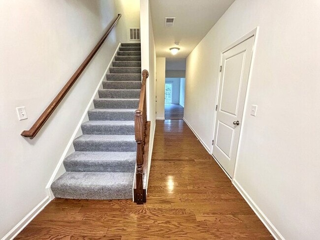 Building Photo - 1310 Teagan Dr