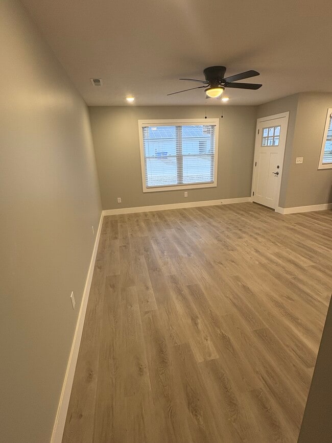 Foto del edificio - 4811 Richmond Dr