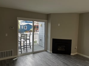 150 Cypress Ave