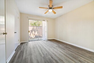 Building Photo - 3259 Branard St