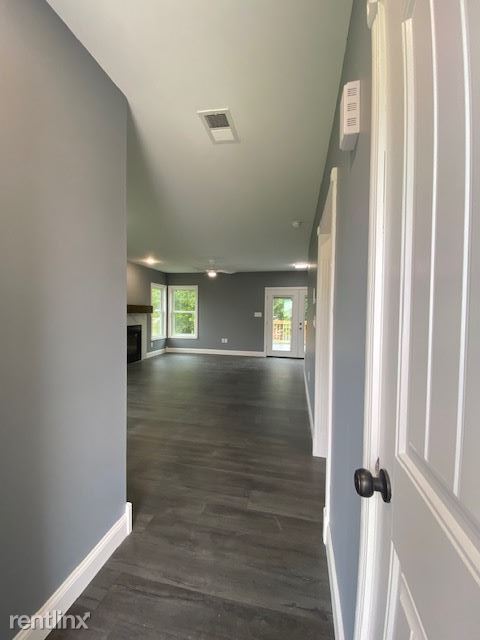 Building Photo - 3 br, 2.5 bath Duplex - 91B Bluebird Ct