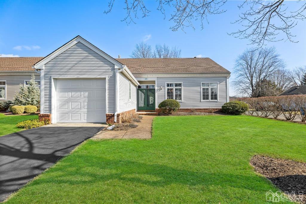 Foto principal - 48 Rutland Ln