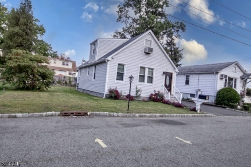 192 William St, Little Falls, NJ 07424 House Rental in Little Falls