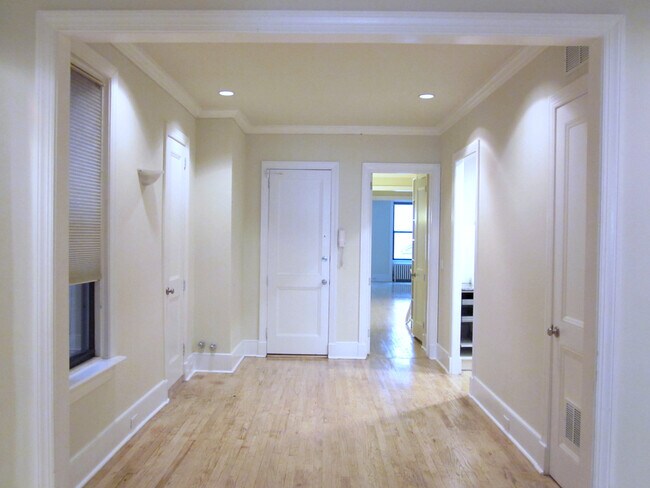 Building Photo - 127 West 56th Street