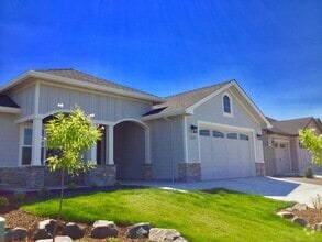 Building Photo - 1329 Stonegate Dr