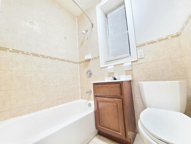 Foto del edificio - 5111 Palisade Ave