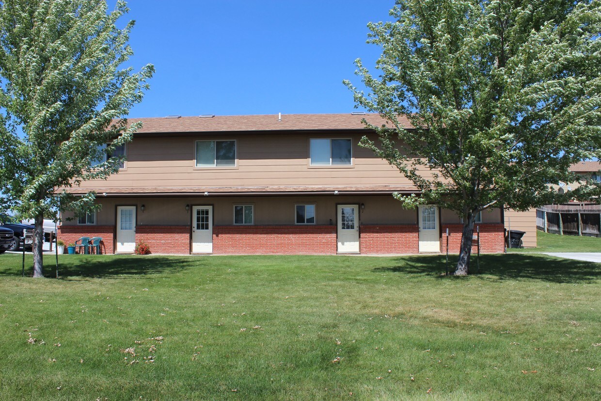 631 Pebble Beach Rd, Billings, MT 59105 Apartments in Billings, MT