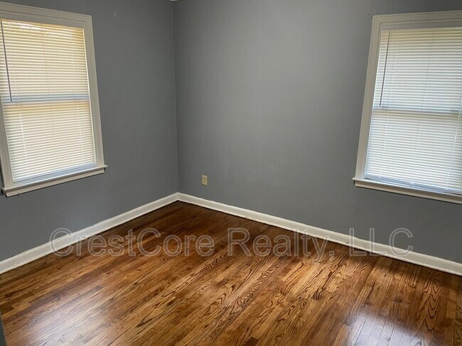 Building Photo - 786 N Stevens Cir