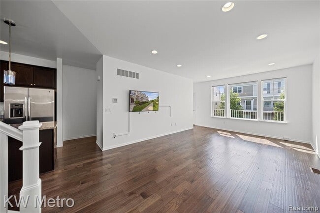 Foto del edificio - 4636 Bradley Cir