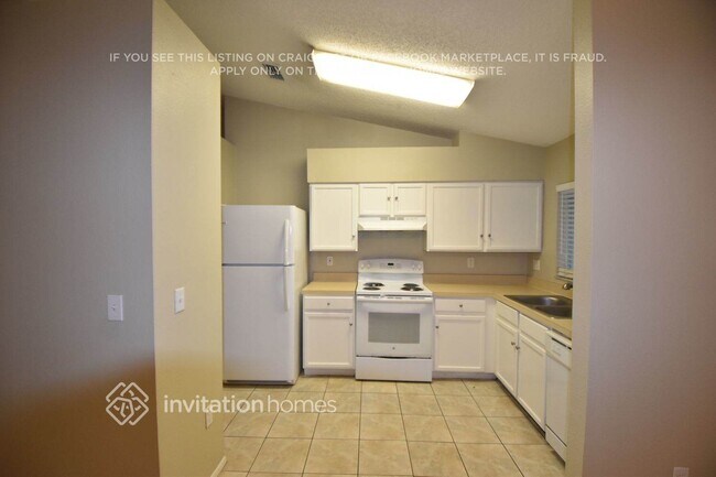 Building Photo - 1214 Blufield Ave