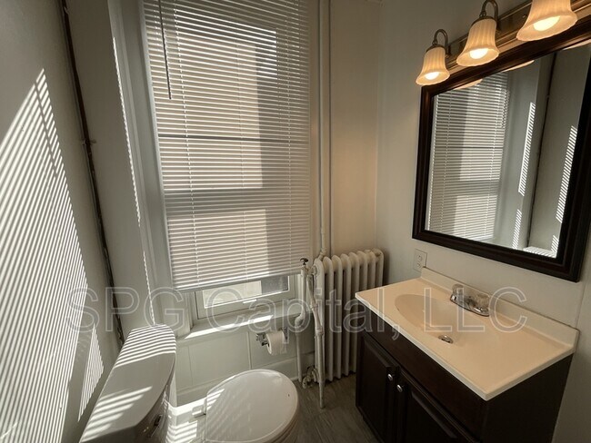 Foto del edificio - 29 W 3rd St