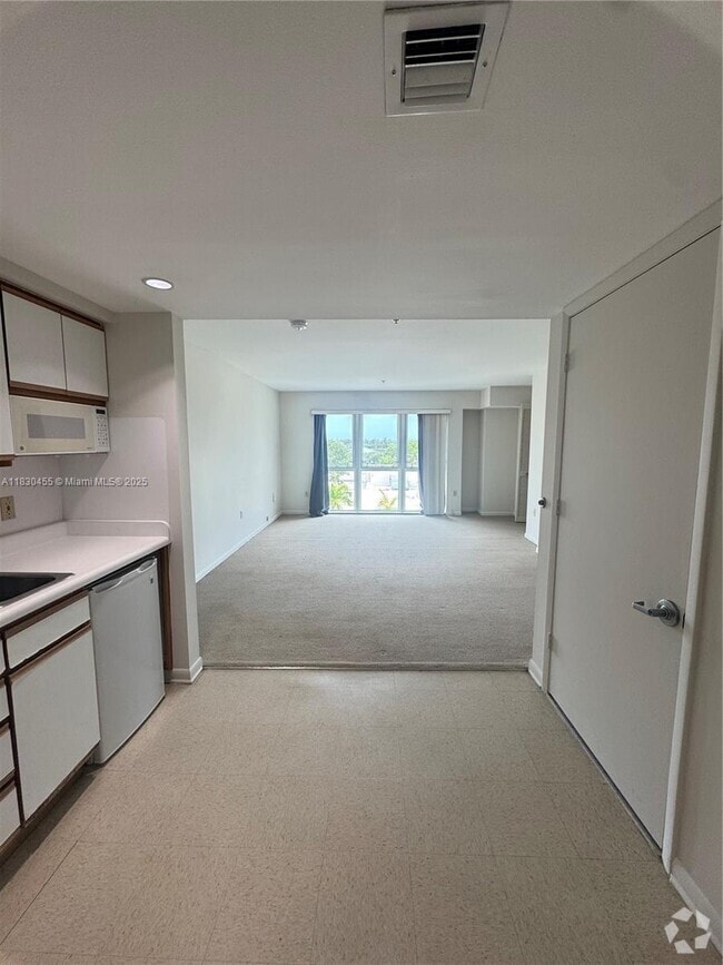 Building Photo - 5779 SW 72nd Ave