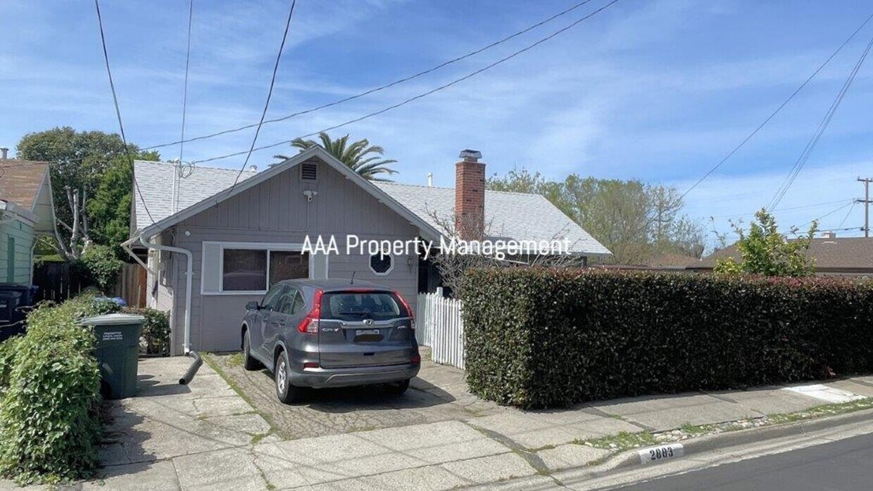 Primary Photo - Concord private serene 4 bedroom 2 bathroo...