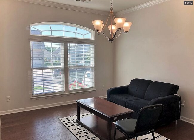 Foto del edificio - "Charming 2601 sq ft Rental Property in Franklin, TN - w/pool