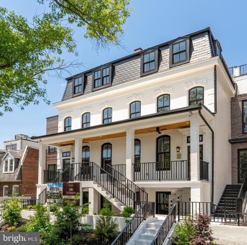 Primary Photo - 733 Euclid St NW