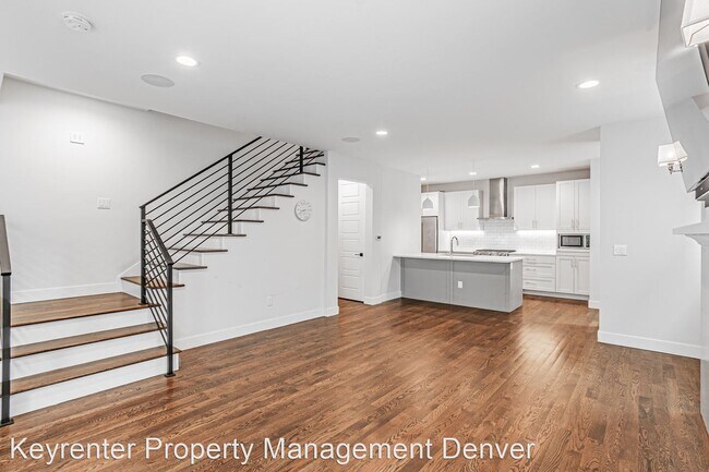Building Photo - 3 br, 4 bath House - 415 Harrison St