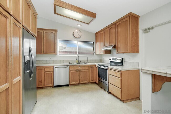 Building Photo - 4659 Mt Armet Dr