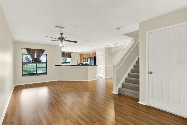 Building Photo - 2630 Edgewater Falls Dr