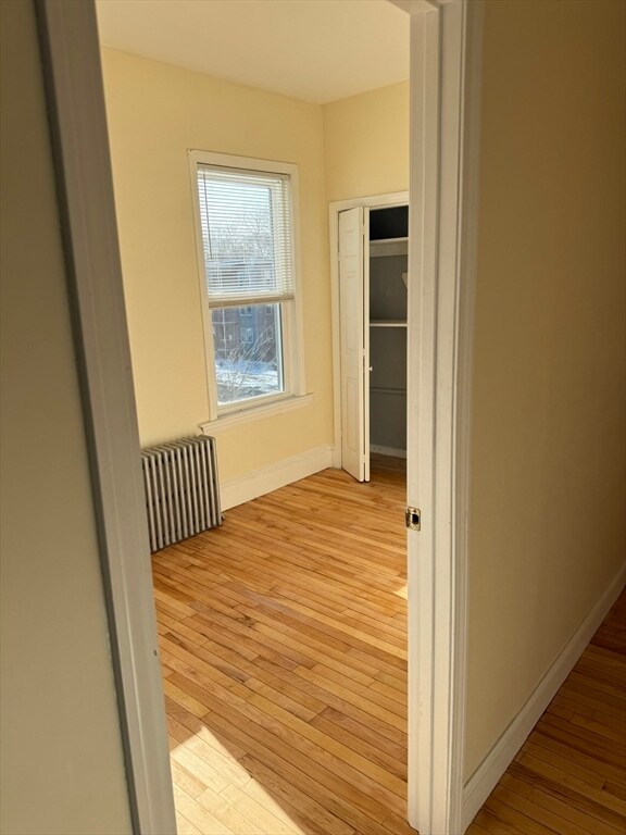 Foto del edificio - 564 Hyde Park Ave