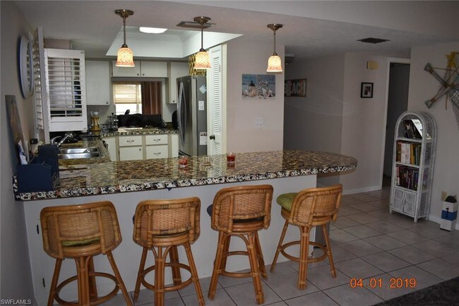 Building Photo - 208 Cape Coral Pkwy E