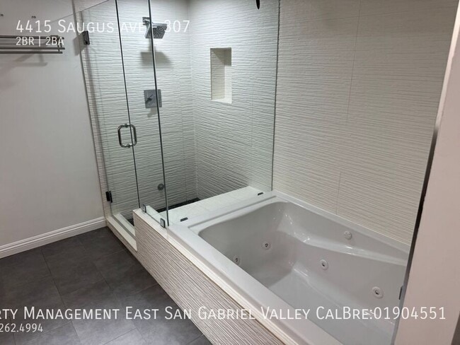 Building Photo - 4415 Saugus Ave