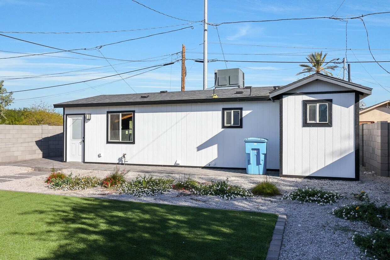 Foto principal - 329 N 12th St