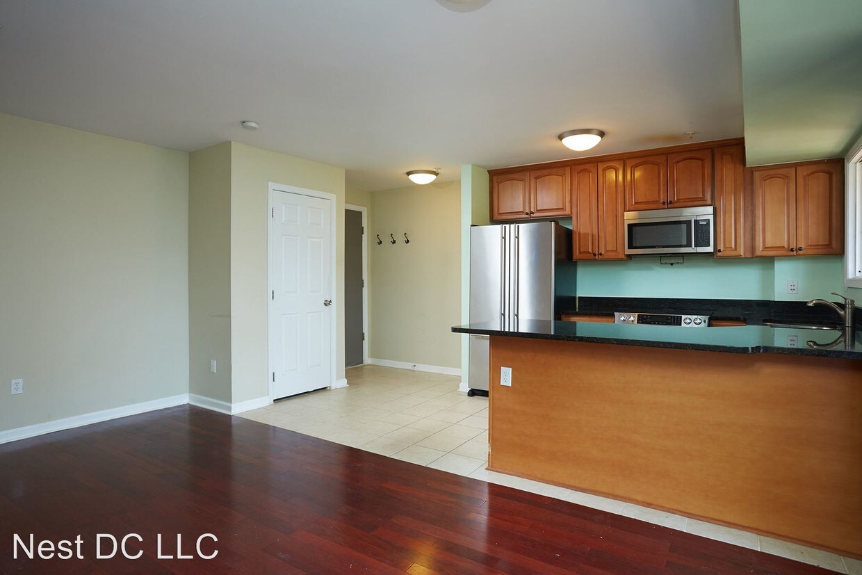 Primary Photo - 1386 Bryant St NE