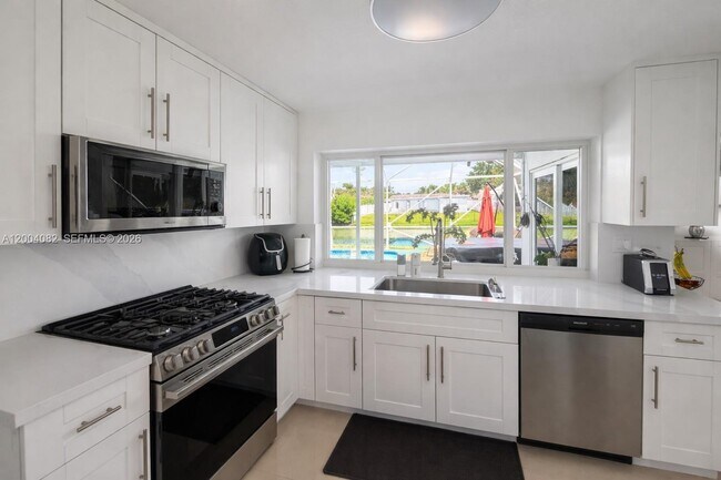 Foto del edificio - 8085 NW 21st St