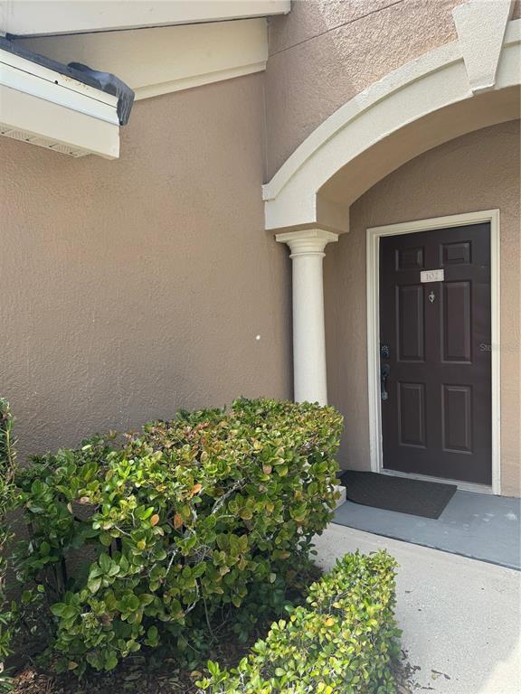 Building Photo - 14214 Fredricksburg Dr