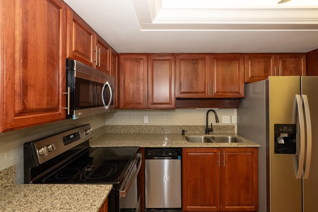 Building Photo - 300 Inlet Way