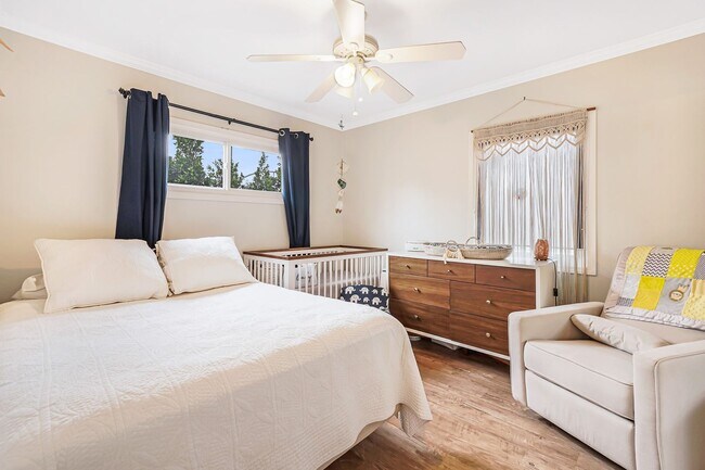 Foto del edificio - A beautiful  home in North Hollywood is no...