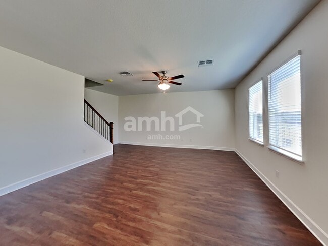 Foto del edificio - 33808 Thyme Drive
