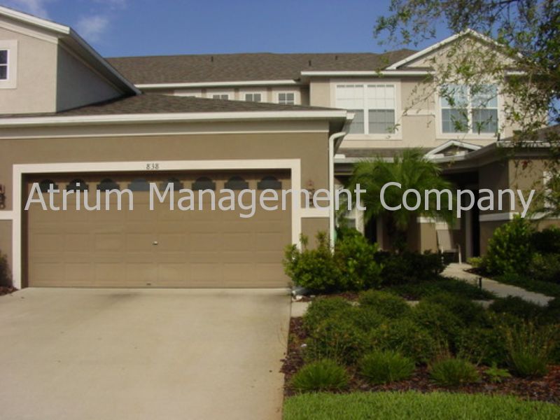 Foto principal - 838 Stonechase Ln