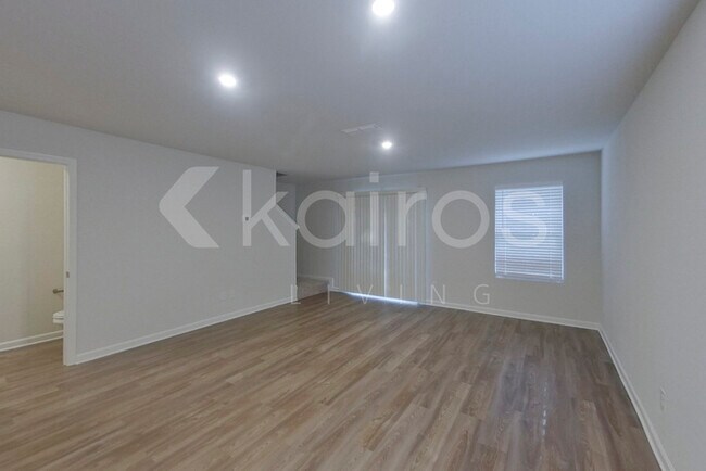 Foto del edificio - 358 Ironwood Ct