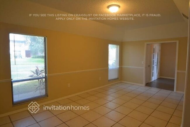 Foto del edificio - 1051 Sugartree Dr S