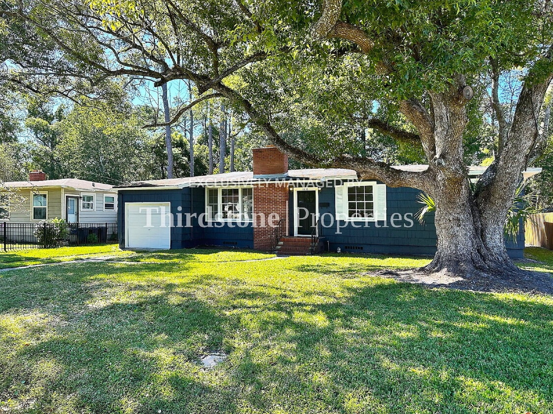 Foto del edificio - 1216 Hamilton St