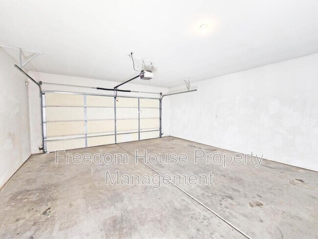 Foto del edificio - 1430 Star Rd