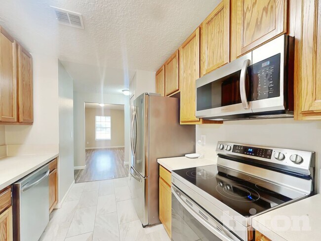 Foto del edificio - 13 Slocum Path